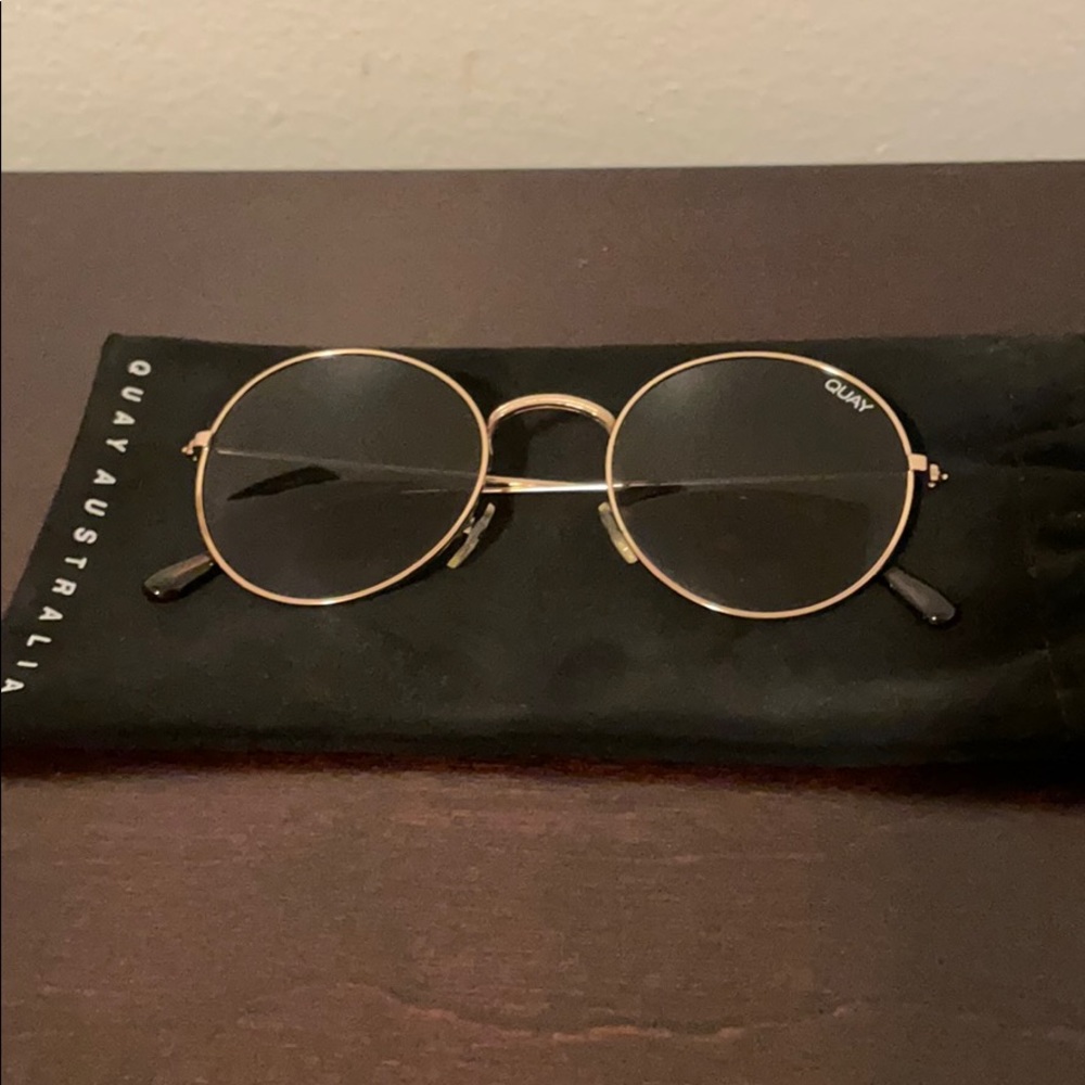 QUAY AUSTRALIA ROUND SUNGLASSES